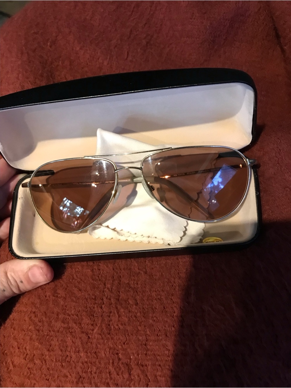 Oliver Peoples Gold Tone Benedict Aviators sunglasses OV1002S - Picture 8 of 8